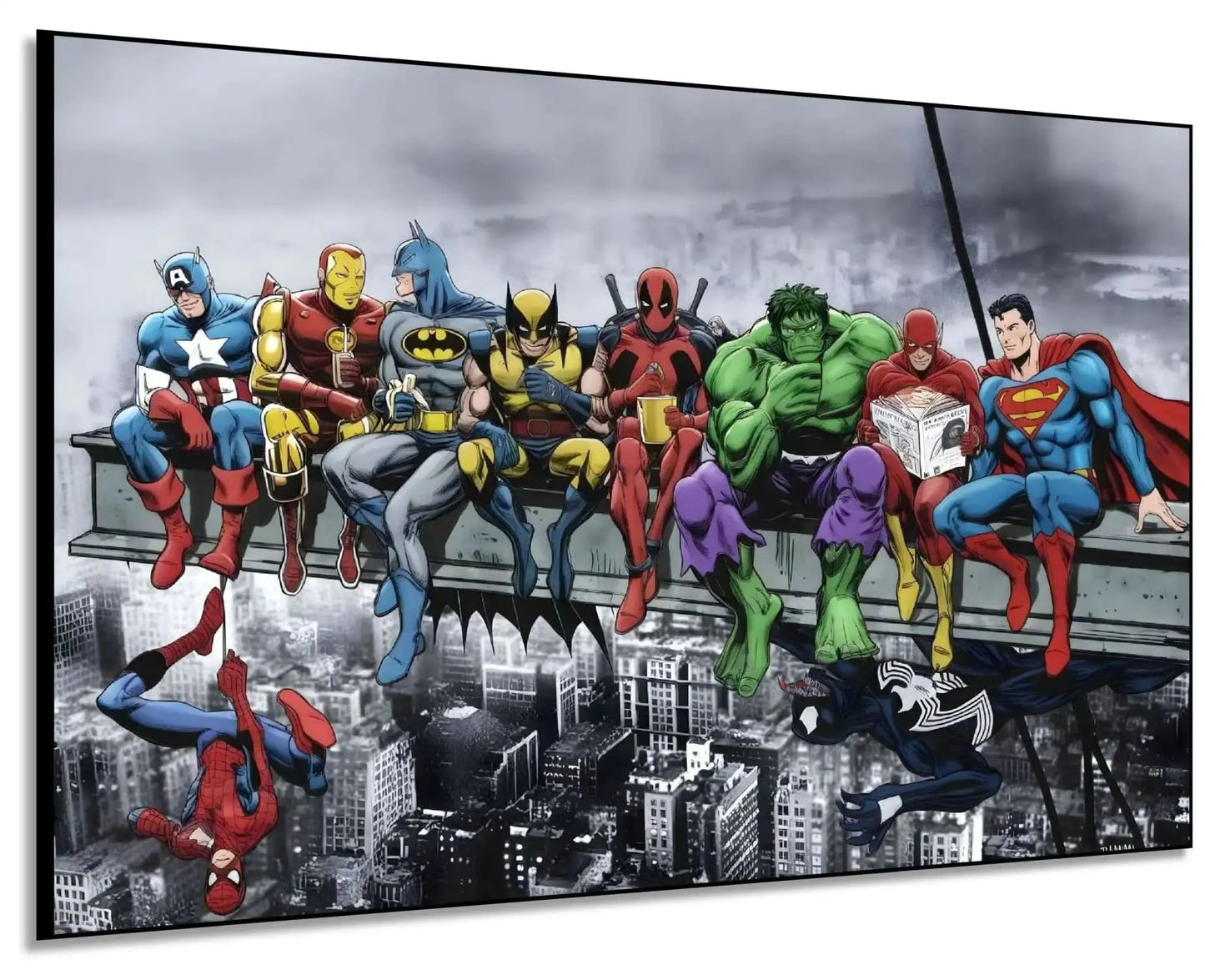 Super-héros colorés assis sur une poutre, surplombant une ville en noir et blanc, ambiance pop art dynamique.