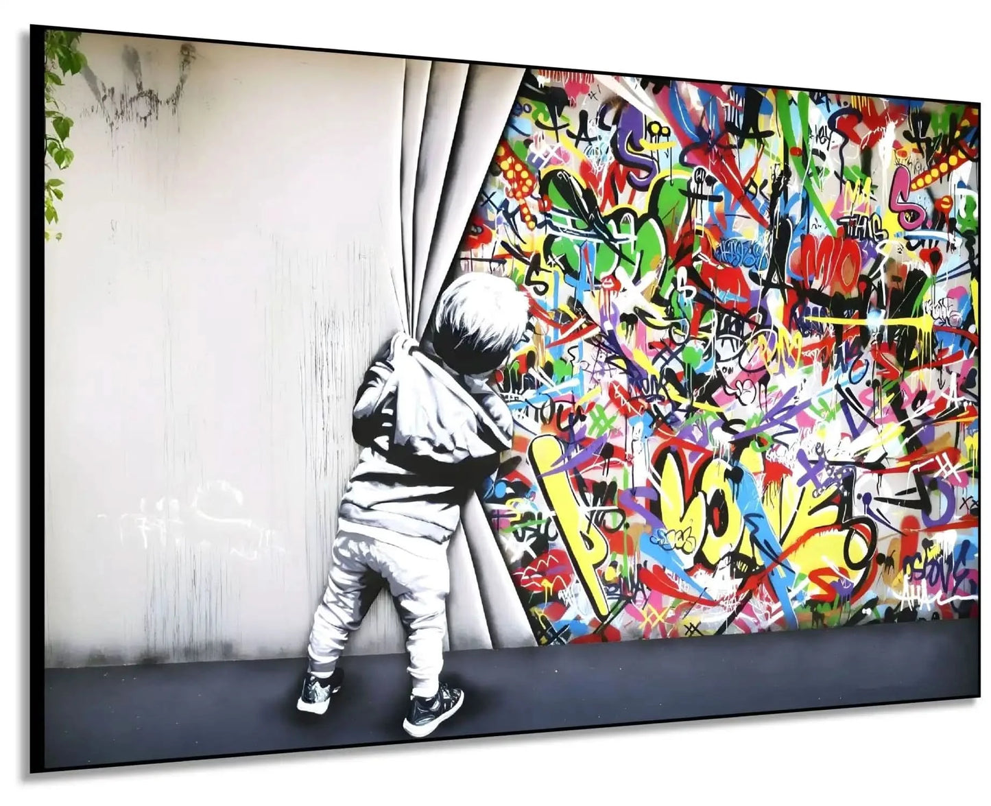 Enfant en noir et blanc découvrant des graffitis multicolores, ambiance urbaine et dynamique pour salon ou bureau moderne.