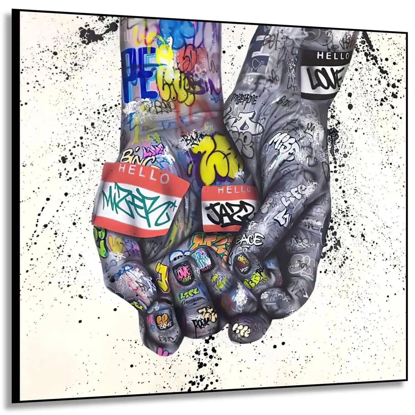 Deux mains entrelacées couvertes de graffitis multicolores, ambiance urbaine et dynamique pour salon moderne ou bureau créati