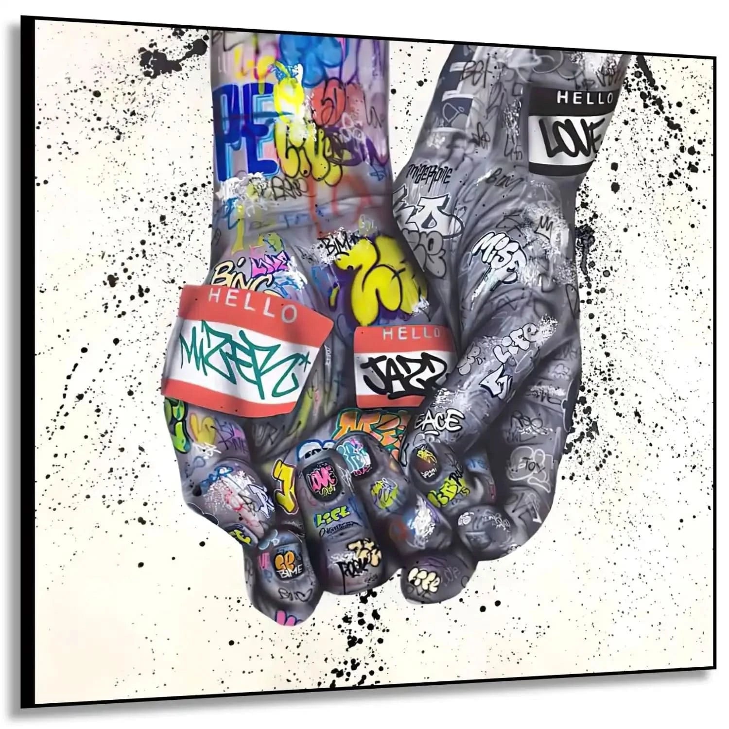 Deux mains entrelacées couvertes de graffitis multicolores, ambiance urbaine et dynamique pour salon moderne ou bureau créati