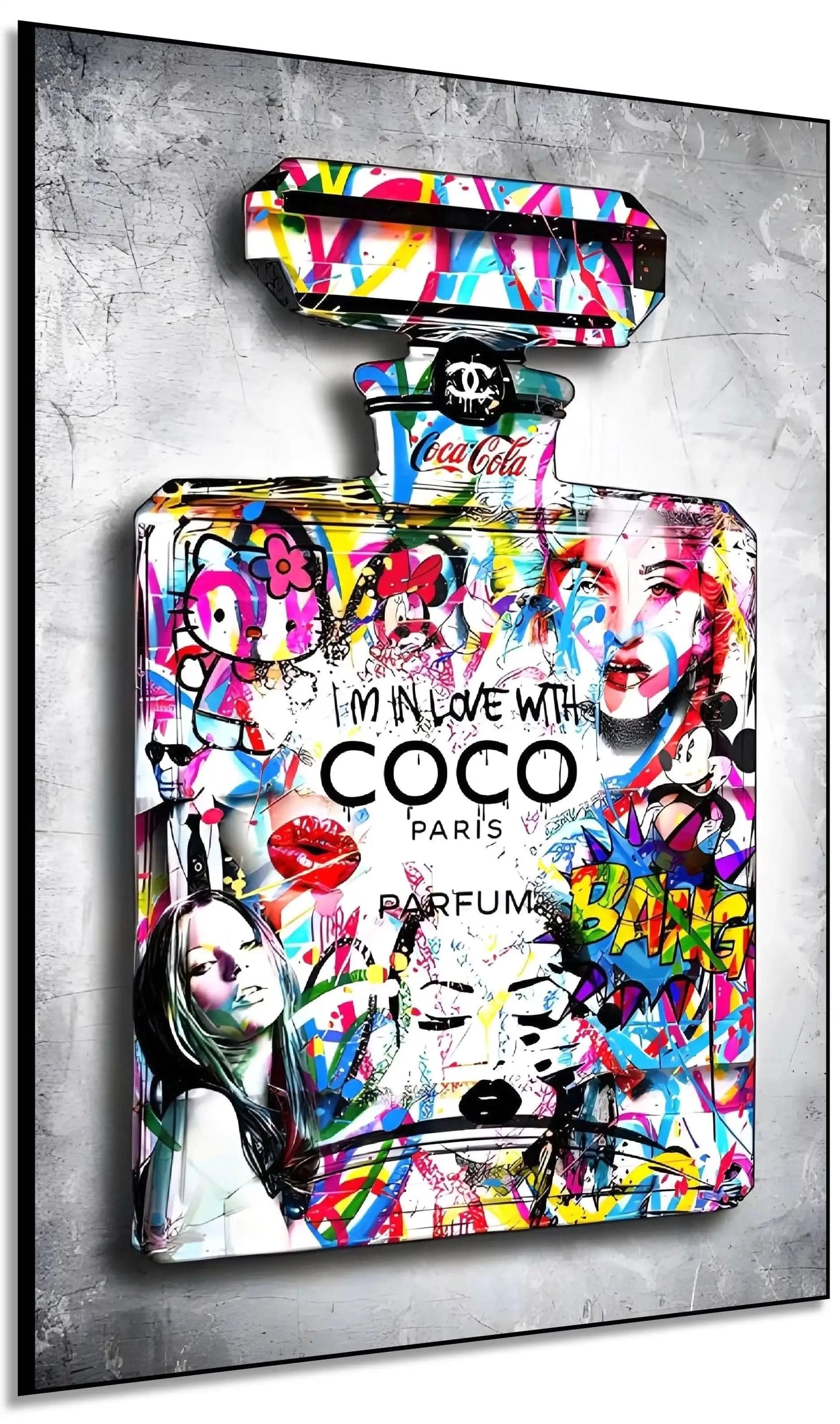 Flacon de parfum Pop Art avec graffitis multicolores, ambiance dynamique et moderne pour salon ou bureau.