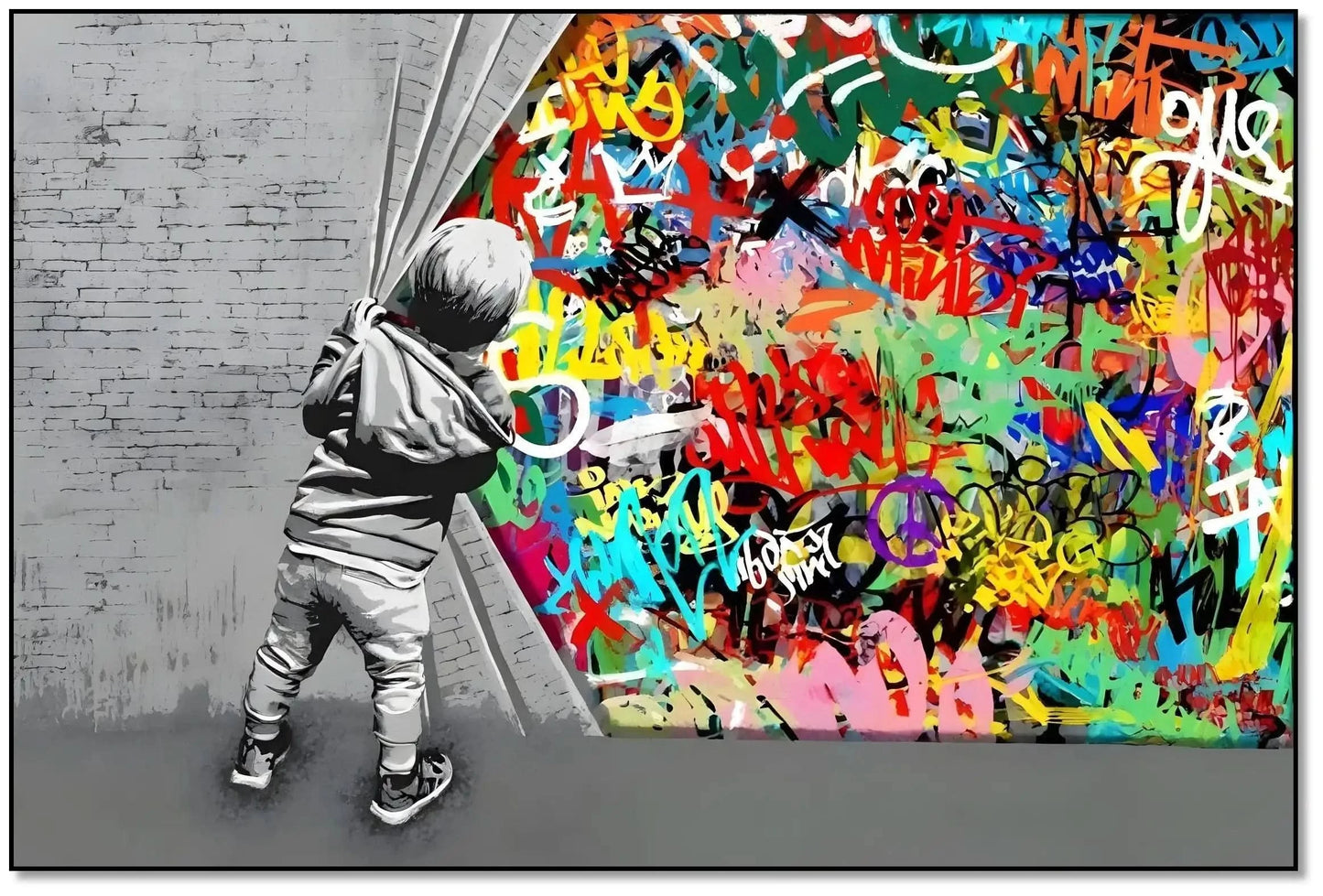 Enfant découvrant un monde de graffitis multicolores, contraste noir et blanc, ambiance dynamique pour salon moderne.