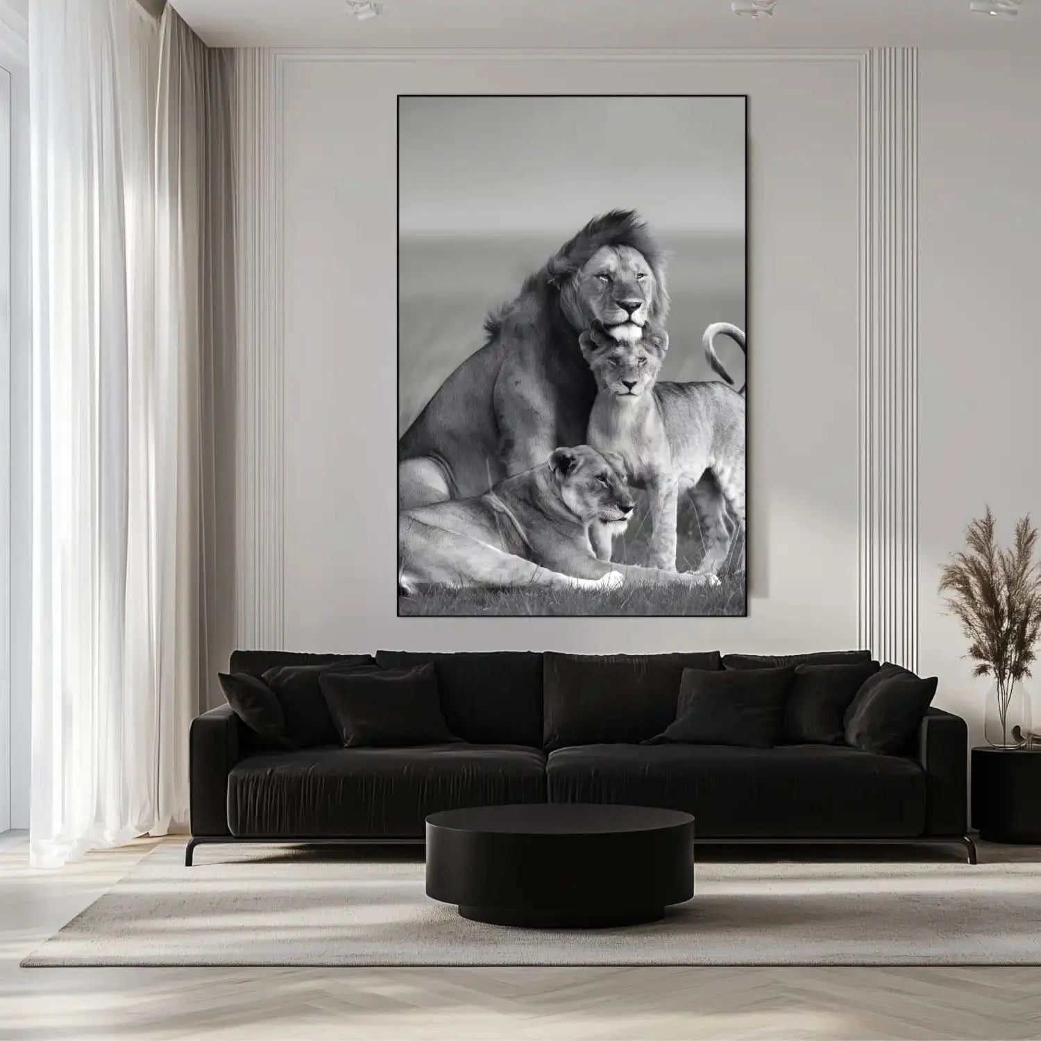 Famille de lions en noir et blanc, ambiance majestueuse et sereine, idéale pour salon ou bureau élégant.