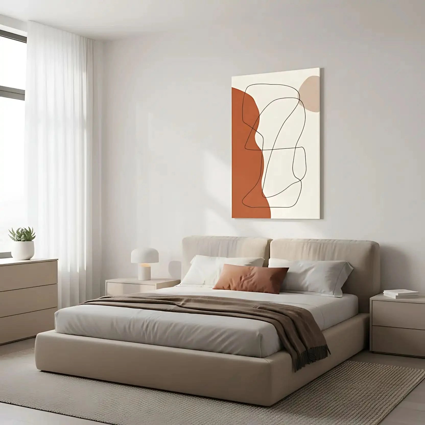 Oeuvre minimaliste avec lignes noires sinueuses et formes brunes sur fond beige, ambiance apaisante pour salon moderne.