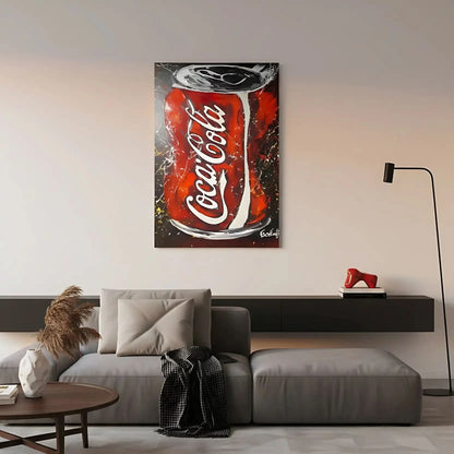 Tableau pop art avec canette rouge vif, touches blanches et noires, ambiance ludique pour salon moderne ou cuisine.