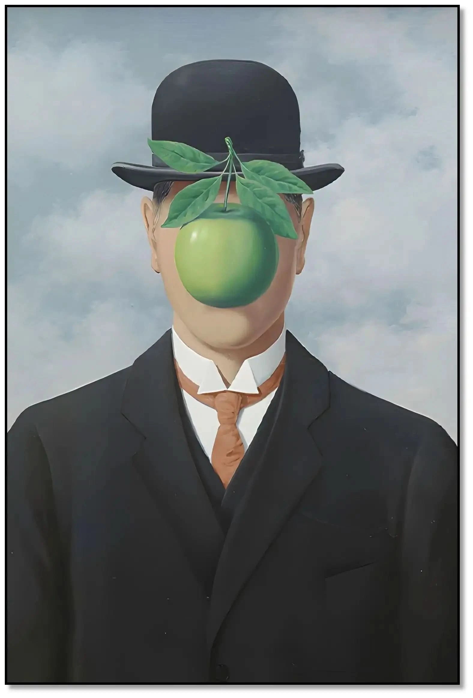 Homme en costume avec visage caché par une pomme verte, ambiance surréaliste et mystérieuse, idéal pour bureau moderne.