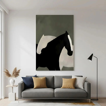 Deux chevaux stylisés en noir et blanc, contraste saisissant, harmonie parfaite, idéal pour salon moderne ou bureau.