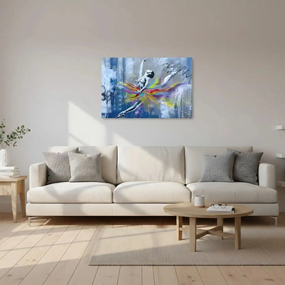 Danseuse en mouvement avec tourbillon de couleurs vives, fond gris et blanc, ambiance dynamique et inspirante pour salon mode