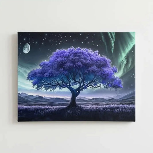 Arbre surréaliste violet avec visage caché sous une aurore, palette bleue et turquoise; atmosphère mystérieuse pour chambre.