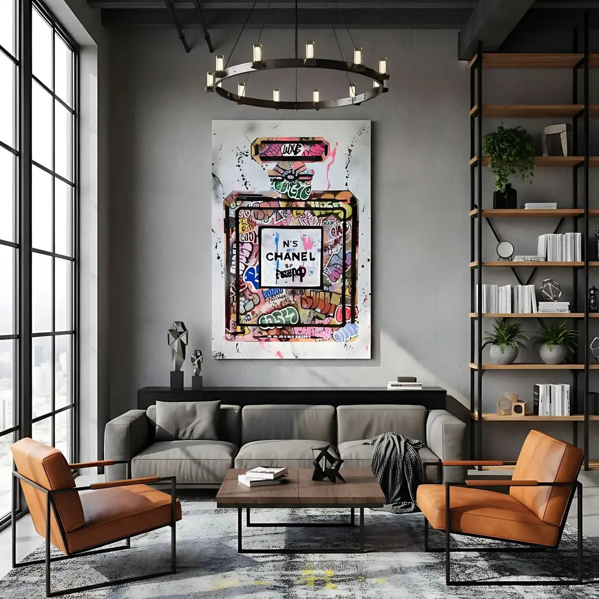 Flacon de parfum iconique avec graffitis multicolores, street art vibrant pour salon moderne ou bureau créatif.