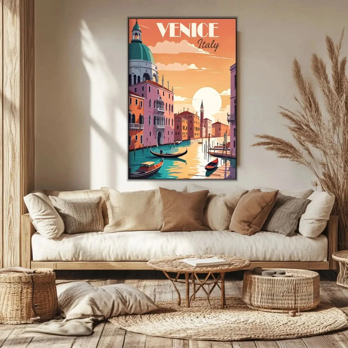 Scène romantique de Venise avec teintes chaudes d'orange et rose, gondoles sur canaux, ambiance sereine et nostalgique.