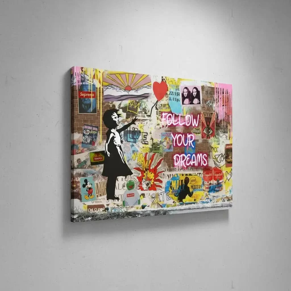 Street art avec graffitis colorés, personnage en noir et blanc, ballon rouge, ambiance urbaine et dynamique pour salon modern.
