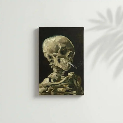 Peinture d'un crâne humain avec cigarette, tons beige et marron sur fond noir, ambiance mystérieuse pour bureau ou salon.