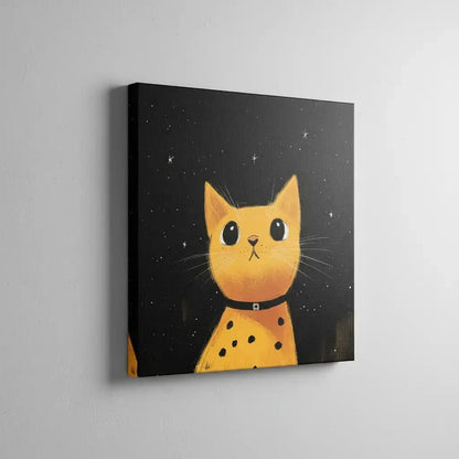 Chat jaune sous un ciel étoilé, créant une ambiance chaleureuse et magique, parfait pour un salon moderne.