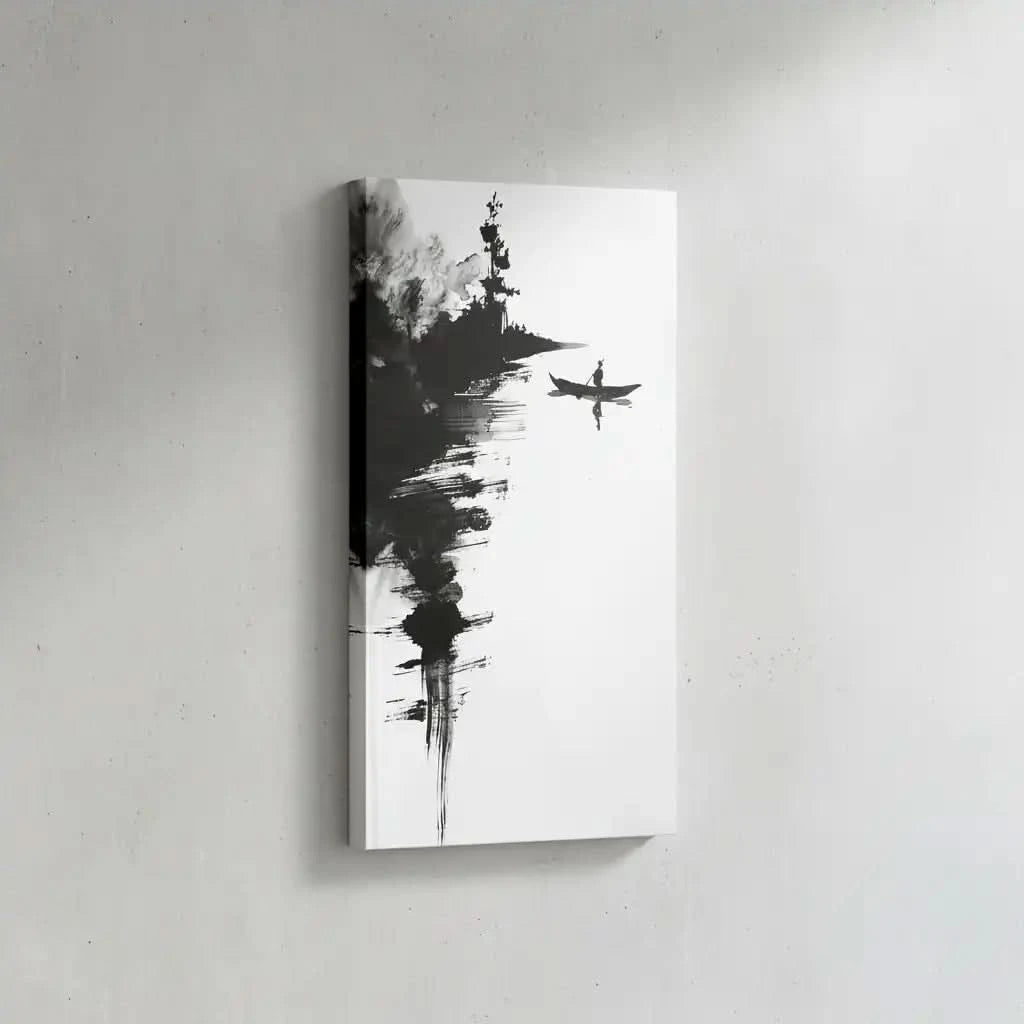 Oeuvre monochrome d'un canoéiste solitaire sur l'eau calme, avec des ombres d'arbres et des coups de pinceau noirs, créant une ambiance minimaliste et paisible.