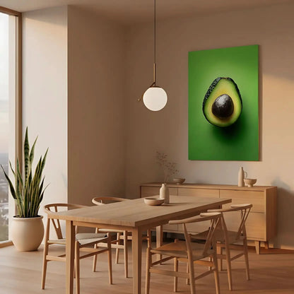 Art abstrait minimaliste avec un vase en céramique sombre sur un fond brun clair texturé. Le vase a un col blanc élégant.