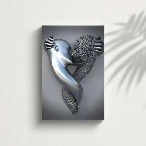 Deux visages s'embrassent, l'un argenté, l'autre en maille, dans une toile abstraite évoquant passion et sérénité.