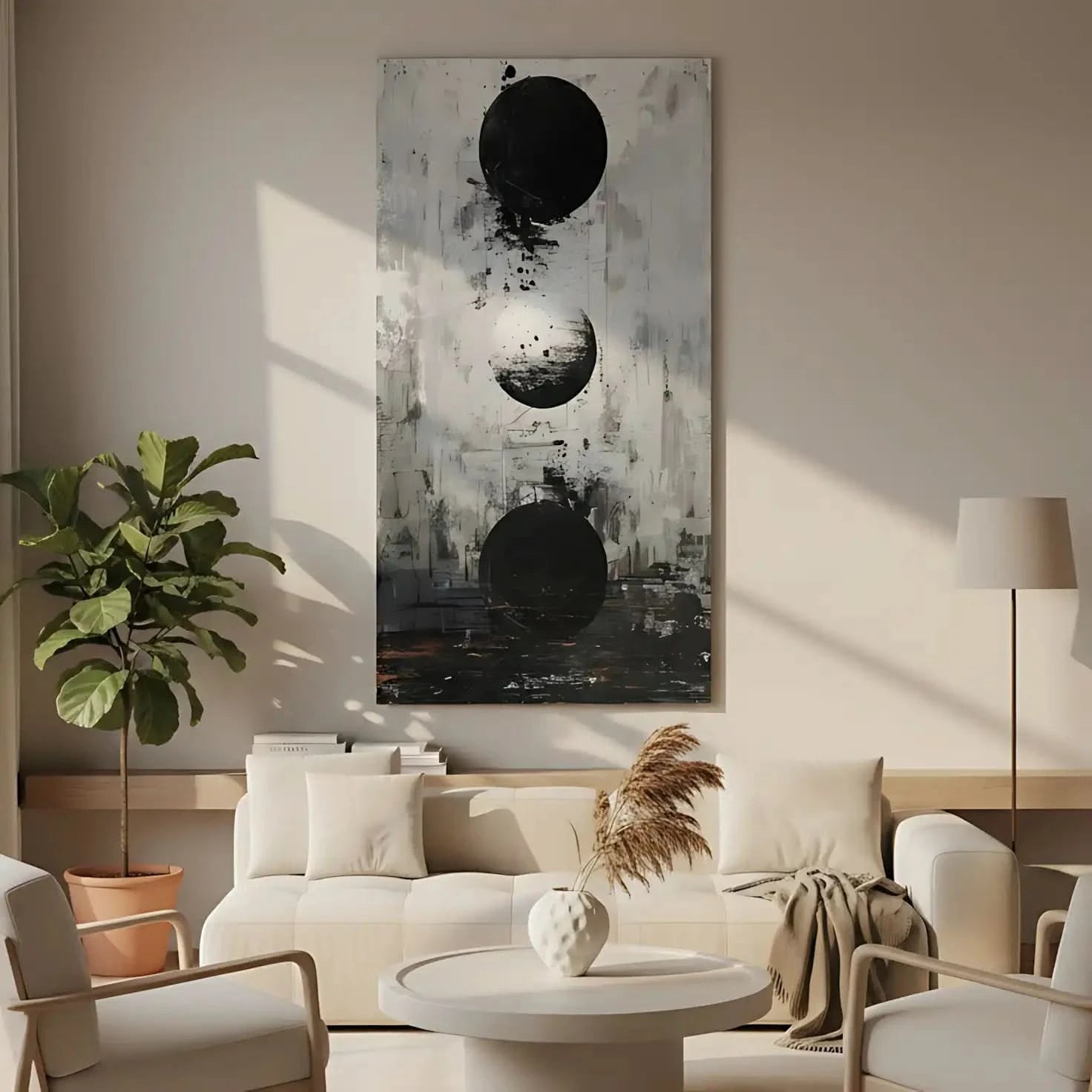 Trois sphères flottantes sur un fond abstrait gris et noir, créant une atmosphère mystérieuse et cosmique, parfaite pour un salon.