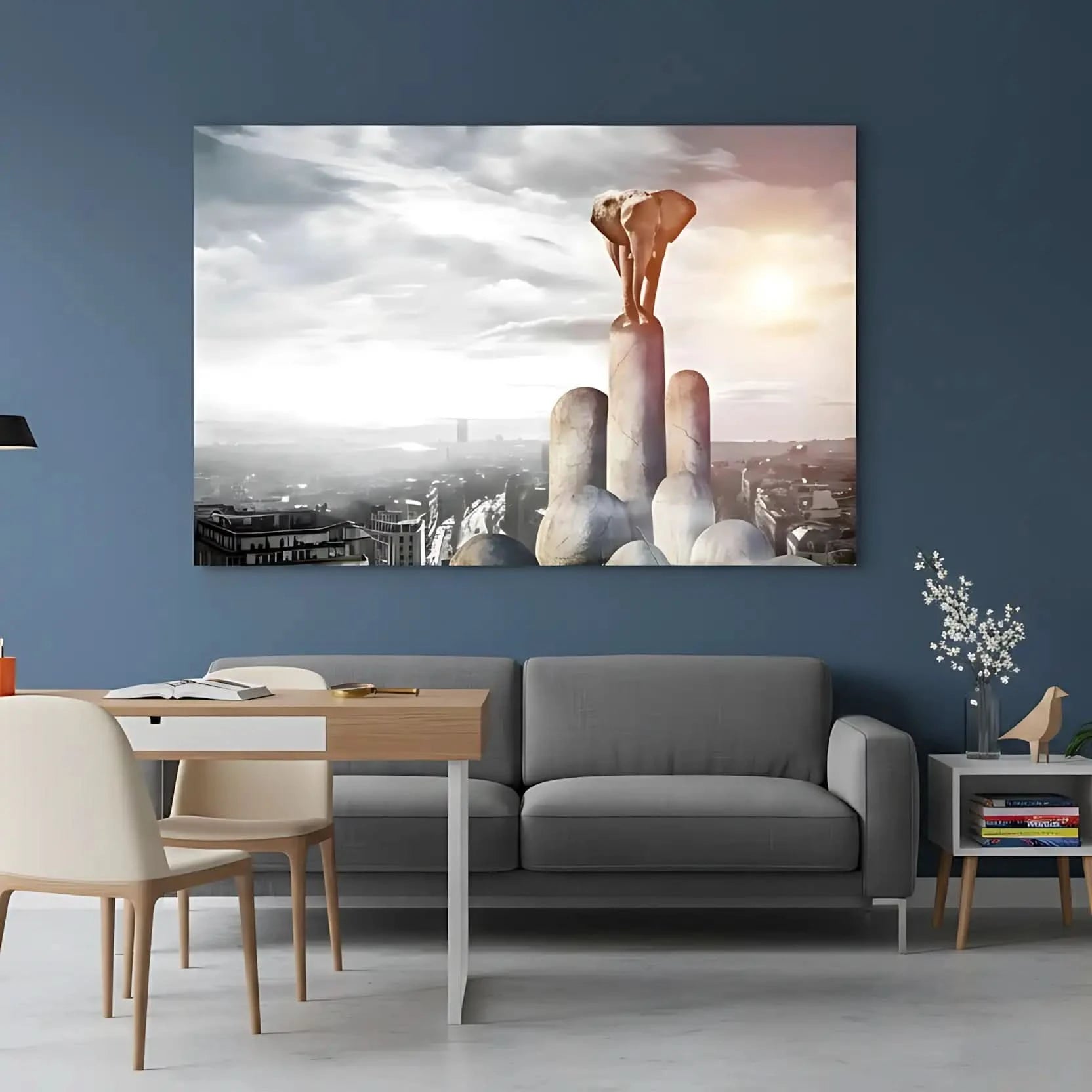 Éléphant sur piliers de pierre, ville moderne en arrière-plan, nuances de gris et beige, ambiance surréaliste et mystérieuse.