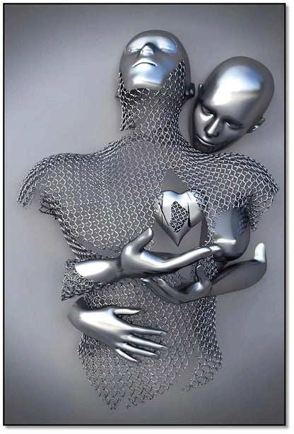 Silhouette en maille enlacée par un corps argenté portant un cœur, dans un tableau abstrait gris montrant amour et sérénité.