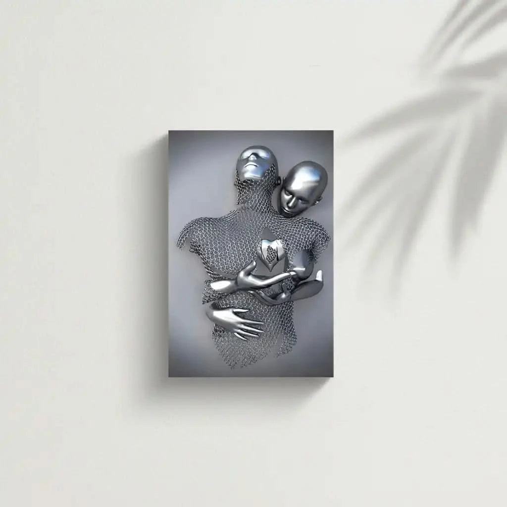 Silhouette en maille enlacée par un corps argenté portant un coeur, dans un tableau abstrait gris montrant amour et sérénité.