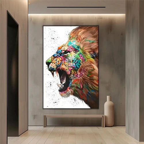 Lion majestueux en street art, crinière multicolore, énergie urbaine pour salon moderne ou bureau créatif.