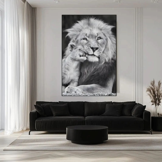 Portrait en noir et blanc d'un lion et son lionceau, tendresse animale, ambiance sereine pour salon ou bureau.