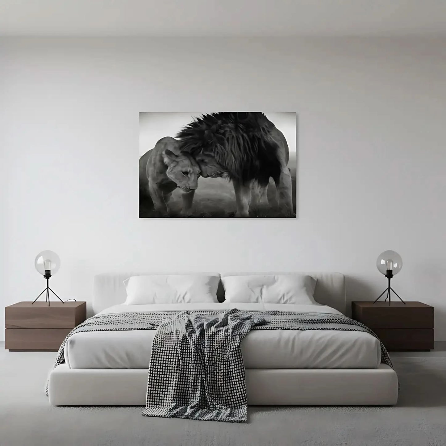 Lion et lionne en noir et blanc, moment de tendresse, ambiance sereine pour salon ou bureau.