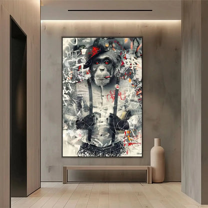 Singe au regard perçant entouré de graffitis, nuances de gris et éclats de rouge, ambiance urbaine et rebelle.