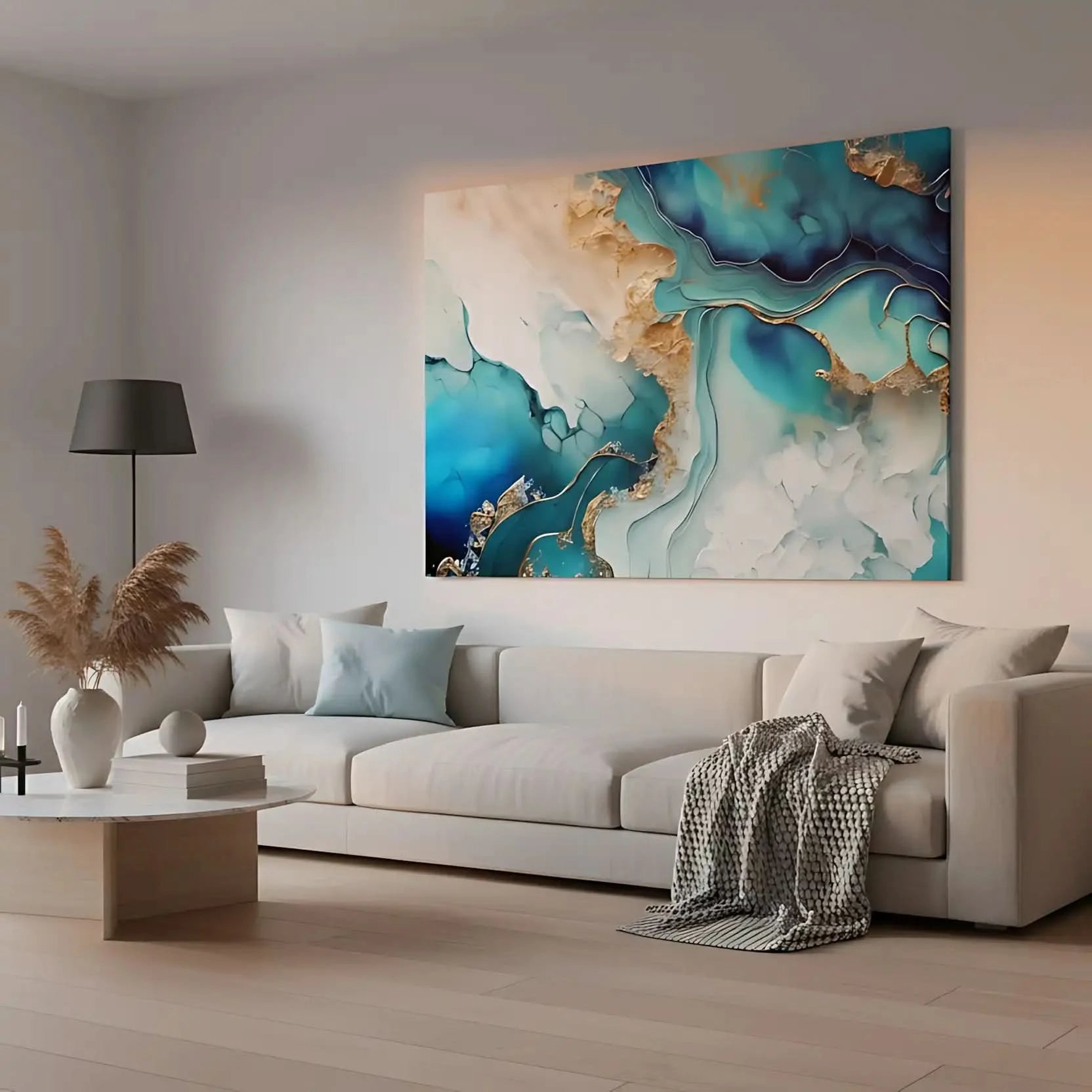 Tableau abstrait avec bleus profonds et dorés lumineux, ambiance sereine et élégante pour salon ou bureau moderne.