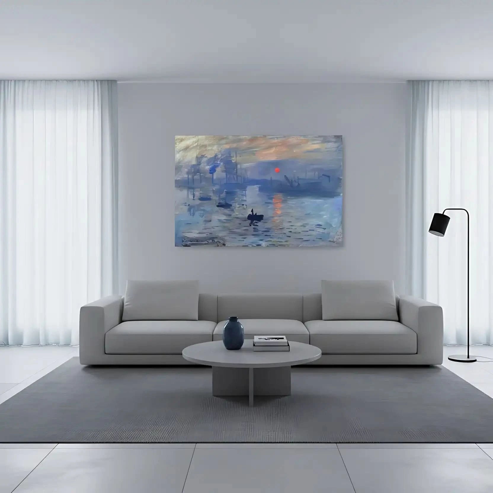 Toile impressionniste avec port au lever du soleil, nuances de bleu profond et gris, ambiance sereine pour salon ou bureau.