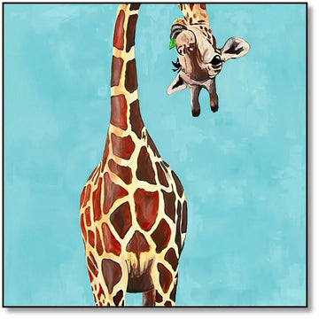 Girafe colorée avec des taches distinctes, captivant et élégant, apportant de la joie et de la douceur.