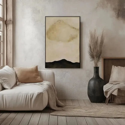 Tableau minimaliste en beige et noir avec horizon abstrait. Atmosphère sereine, idéal pour un salon moderne.